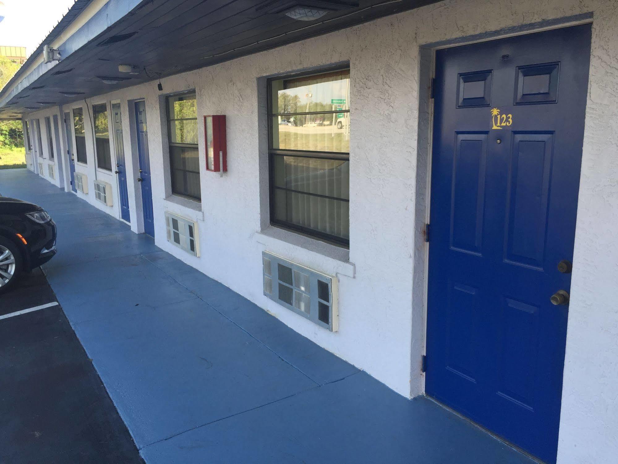 Sebring Inn Eksteriør billede